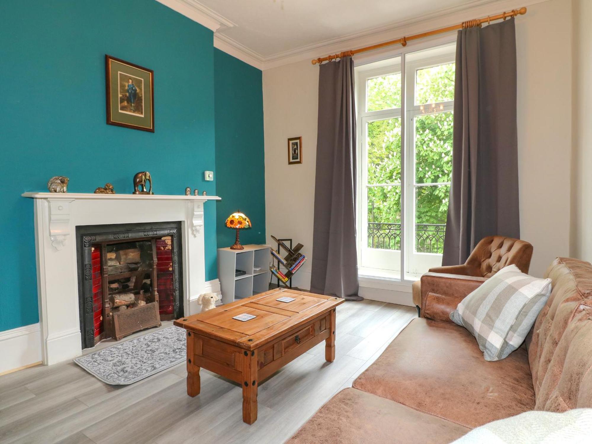 The Old Apothecary Apartment Matlock  Luaran gambar