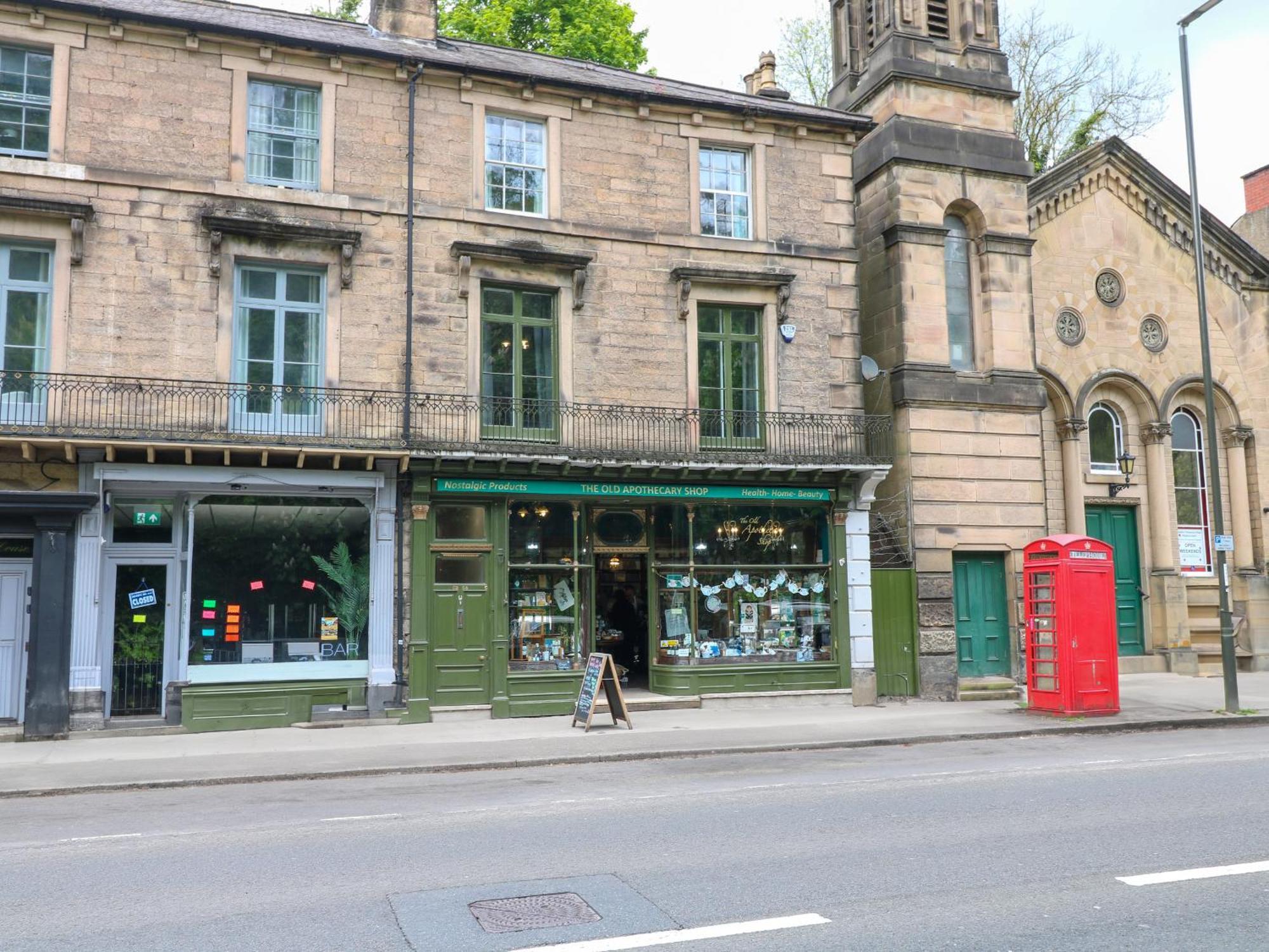 The Old Apothecary Apartment Matlock  Luaran gambar